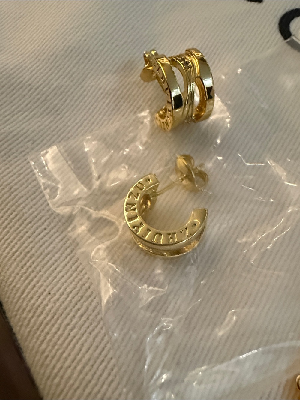 Gold-plated Hoop Lock Earrings with Lettering